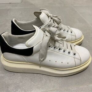 Alexander McQueen Sneaker